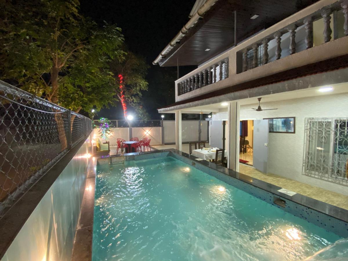 Capetown Villa With Pool, Jacuzzii, Dj, & Hot Bath Tub Lonavala Exterior photo