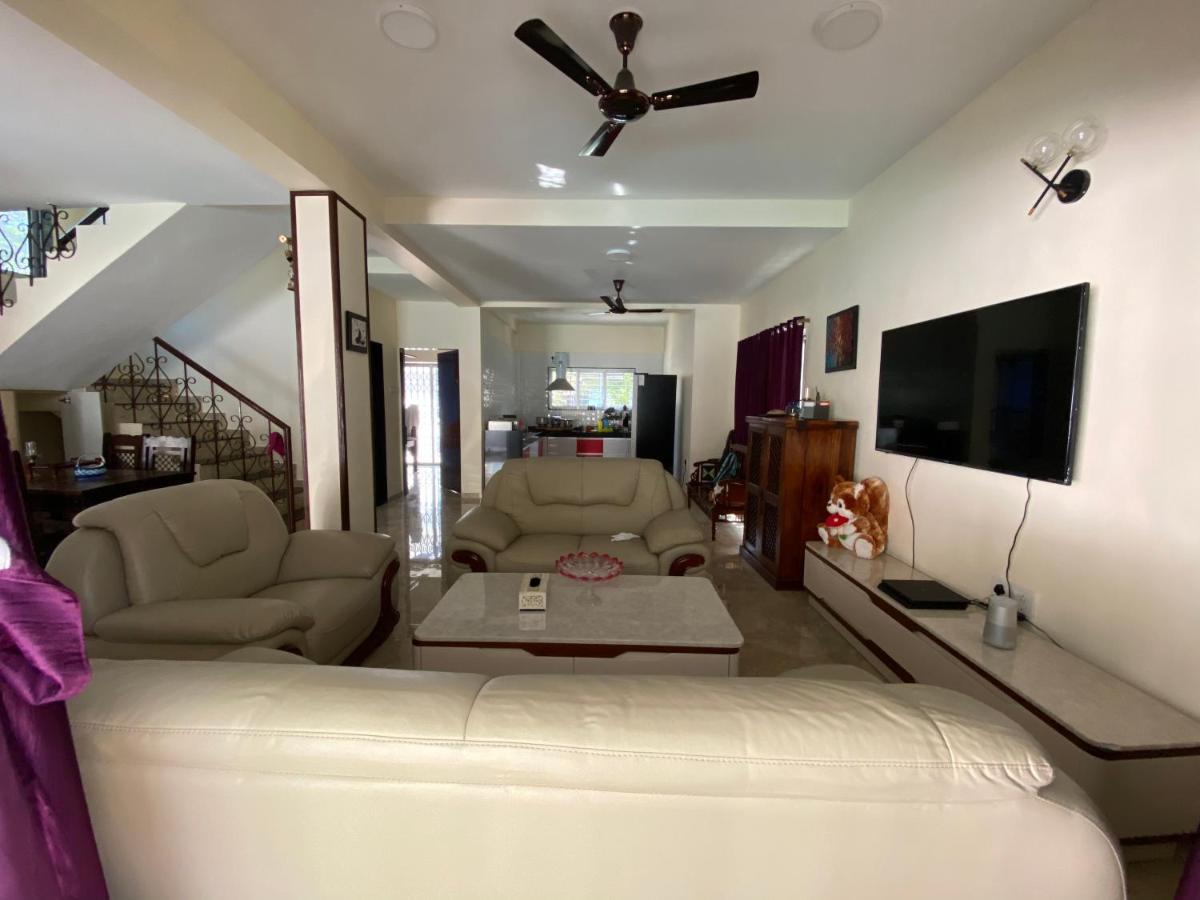 Capetown Villa With Pool, Jacuzzii, Dj, & Hot Bath Tub Lonavala Exterior photo